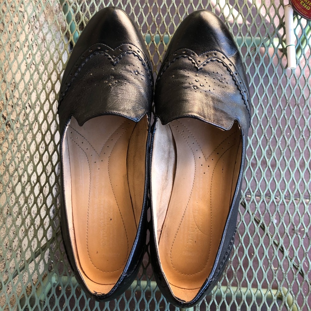 Naturalizer Black Leather Loafers